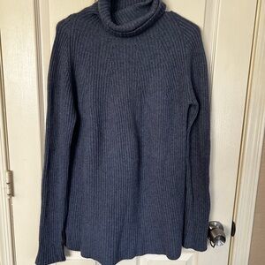 100% Pure Cashmere Women's Turtleneck Sweater - Cozy Blue